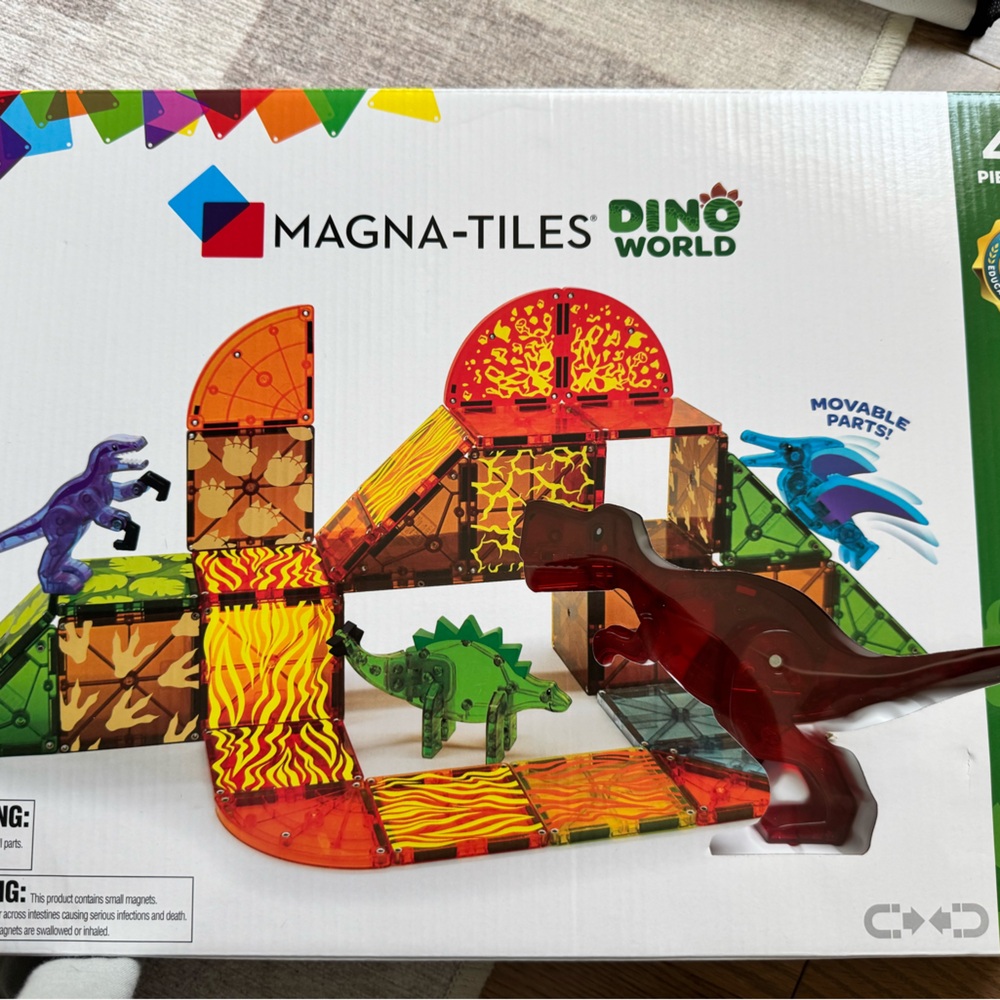 Magnatiles Dino World Magnetic Building Set - BRAND NEW UNOPENED